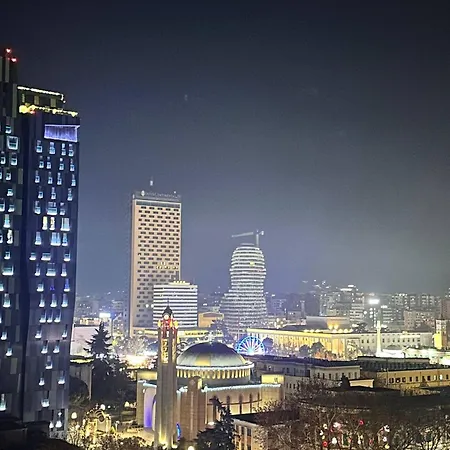The Golden Luxury Downtown Apartamento Tirana