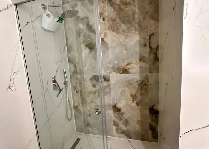 The Golden Luxury Downtown *