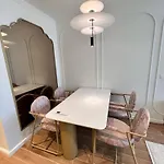 The Golden Luxury Downtown 公寓 地拉那