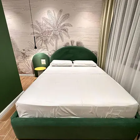 Apartment The Golden Luxury Downtown Tirana