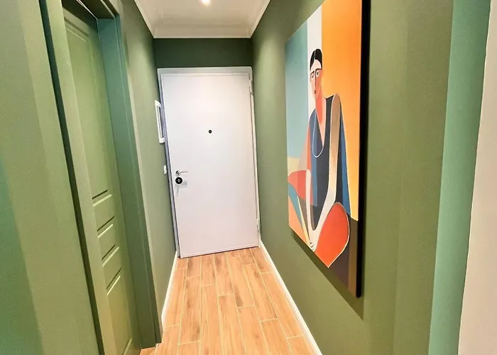 The Golden Luxury Downtown Apartment Tirana